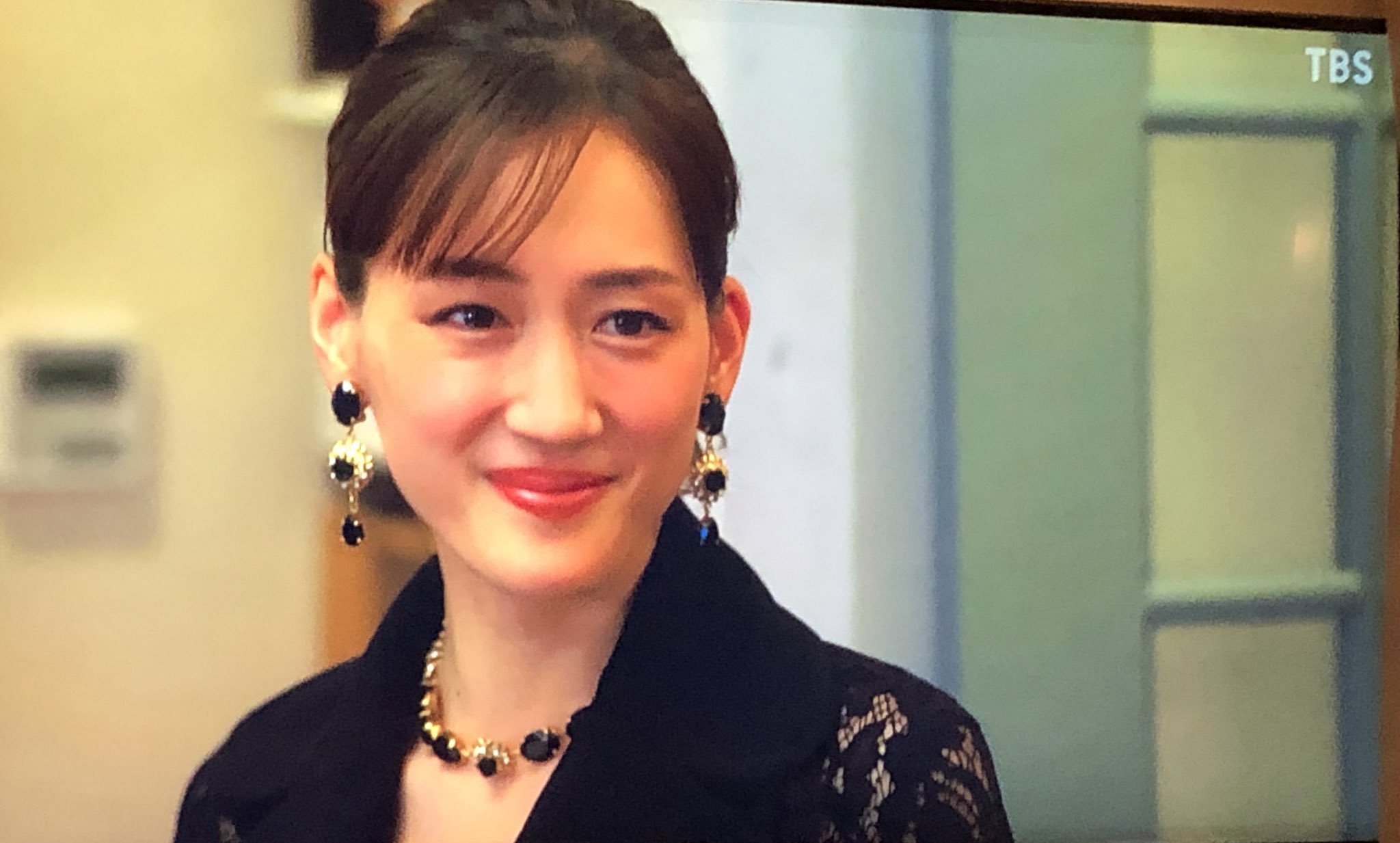 はっぴーちゃん ドラマ 天国と地獄 今夜の綾瀬はるかちゃん 綺麗でカッコ良かった こんな30代の女性になりたい 綾瀬はるか T Co Hrpeq2mlgd Twitter