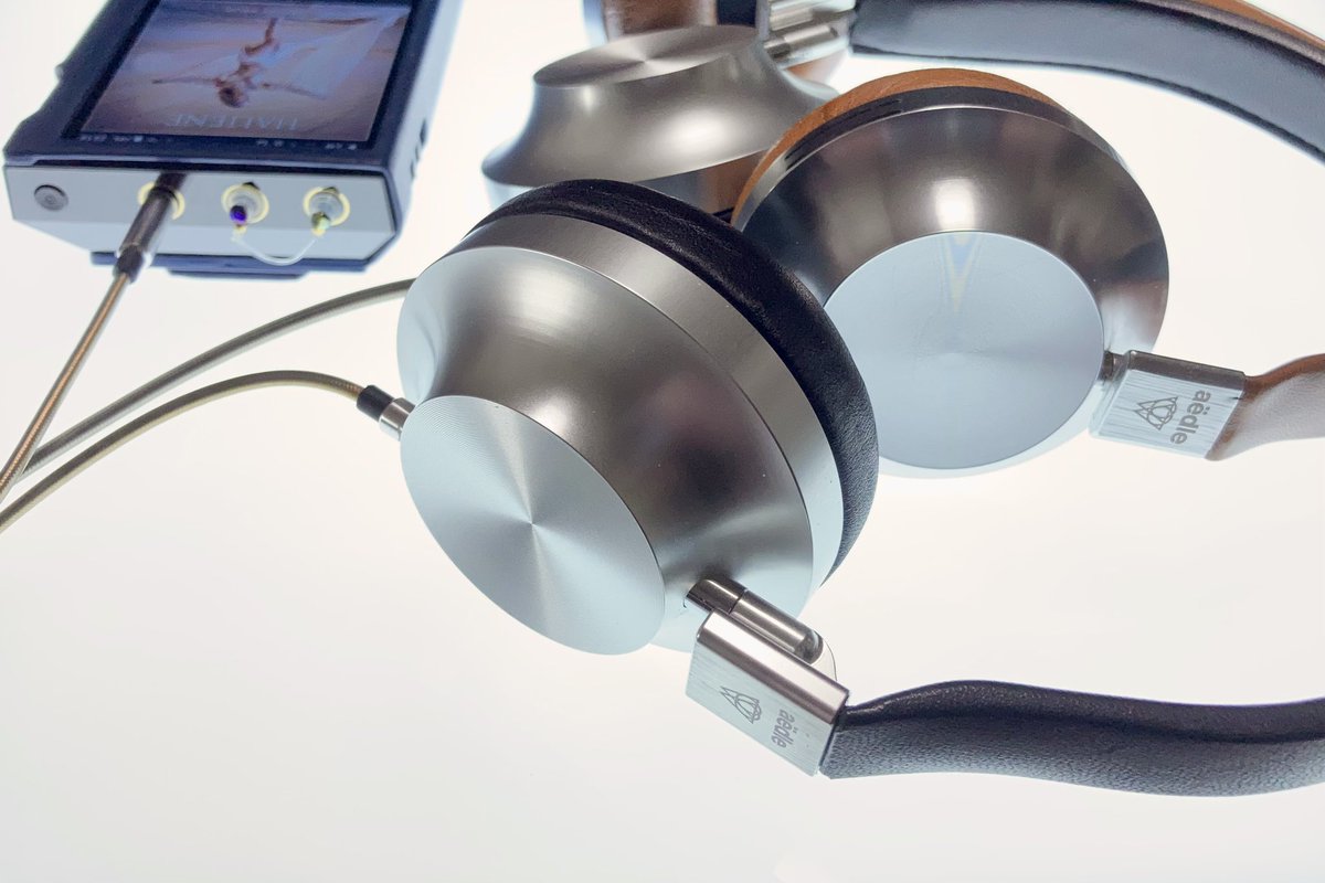 森あざらし Azalush つい最近までフランスにあったメーカーのあのヘッドホン 片方手放すか 断謝離 中古で買った初代モデルの方が有名だけど メーカー直輸入で買った2代目の方が自分で育てた感があるし まだ伸び代がありそうなんだよな アンプの 森あざらし Azalush つい最近までフランスにあったメーカーのあのヘッドホン 片方手放すか 断謝離 中古で買った初代モデルの方が有名だけど メーカー直輸入で買った2代目の方が自分で育てた感があるし まだ伸び代がありそうなんだよな アンプの