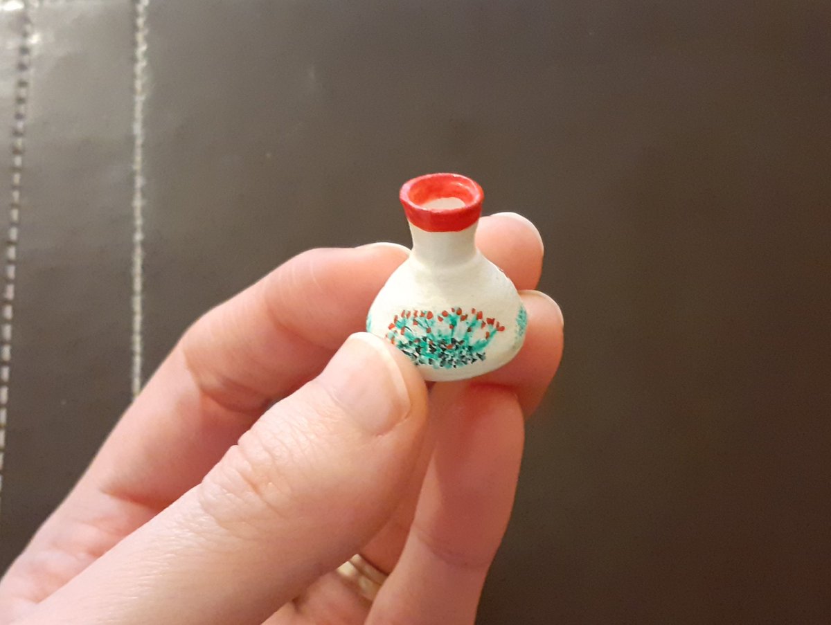 cheshlie's tweet photo. It's #PotteryThrowdown day so must be time for a mini pot update! Still haven't quite got the hang of the mini wheel, but have made some cute wonky pots. Here are my faves so far, decorated with tiny kingfishers, cladonia #lichen and sea motifs ππ #MiniPotteryWheel #TinyPots https://t.co/MUeVe27Ee9