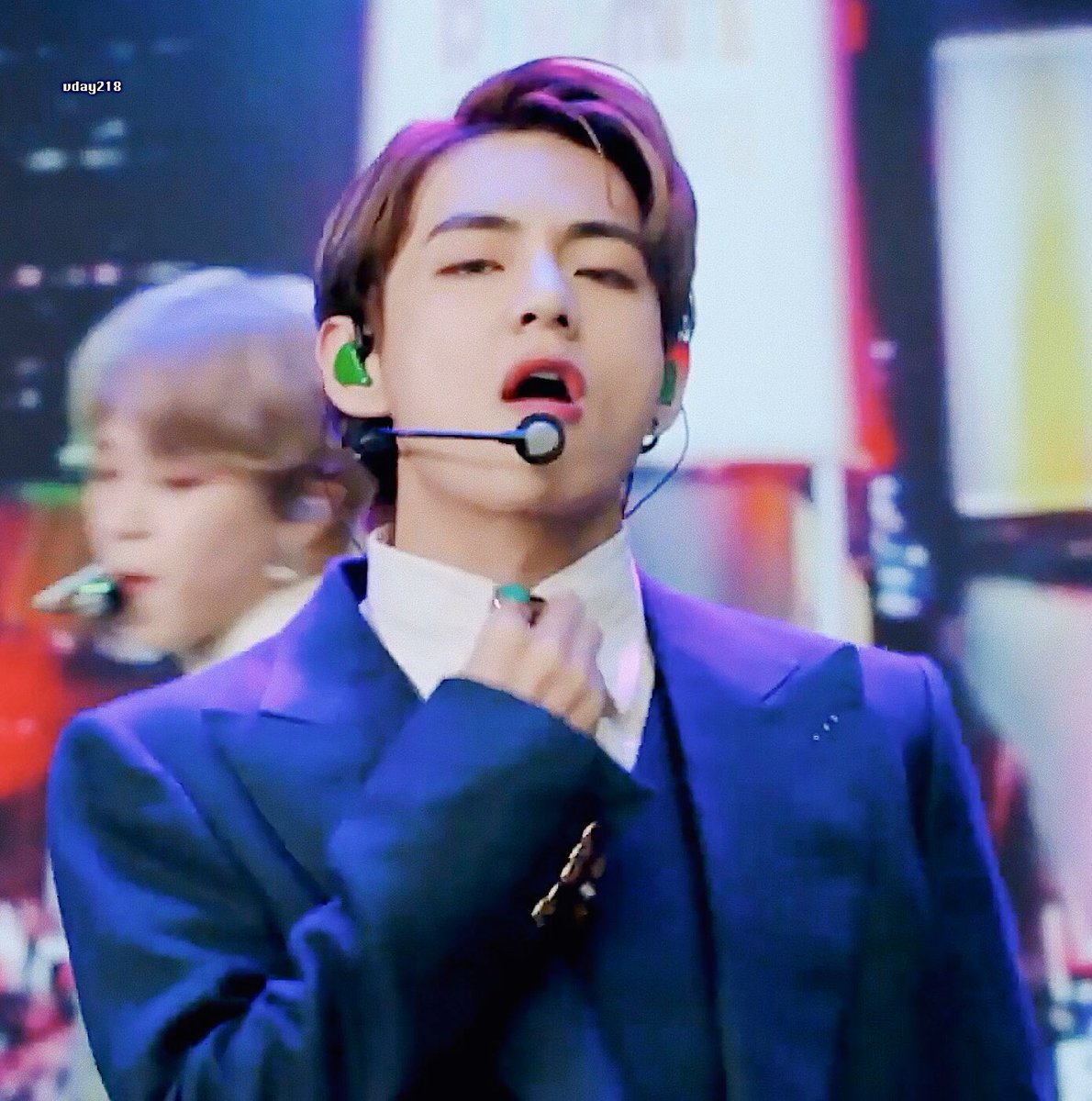 TAEHYUNG WITH A BEANIE, EXPOSED FOREHEAD AND EYEBROWS