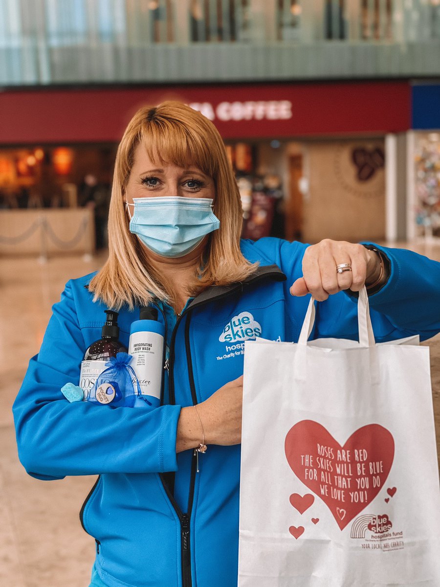 Blue Skies Hospitals Fund (@blueskiesfund) on Twitter photo We’ve distributed 250 care packs to show our love for frontline <a href="/BlackpoolHosp/">NHS Blackpool Teaching Hospitals 💙🌈</a> NHS Staff this #ValentinesDay💙
The packs contain body wash, bath bomb, moisturising cream & a few other bits to hopefully help staff relax after their long shifts.
➡️ bfwh.nhs.uk/blueskies/char… We’ve distributed 250 care packs to show our love for frontline <a href="/BlackpoolHosp/">NHS Blackpool Teaching Hospitals 💙🌈</a> NHS Staff this #ValentinesDay💙
The packs contain body wash, bath bomb, moisturising cream & a few other bits to hopefully help staff relax after their long shifts.
➡️ bfwh.nhs.uk/blueskies/char…