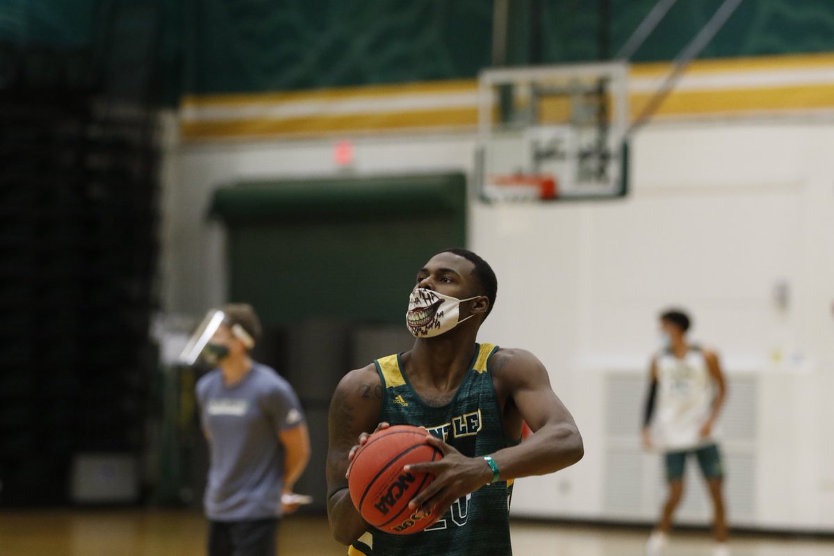SaintLeoMBB's tweet photo. 🦁 Fans! Help us in wishing Tyriq James a big happy birthday today!! https://t.co/TE0mmdrDwS