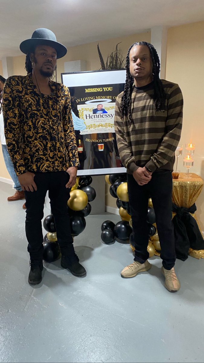 LF_SOS's tweet image. Happy bday BT #LLBT