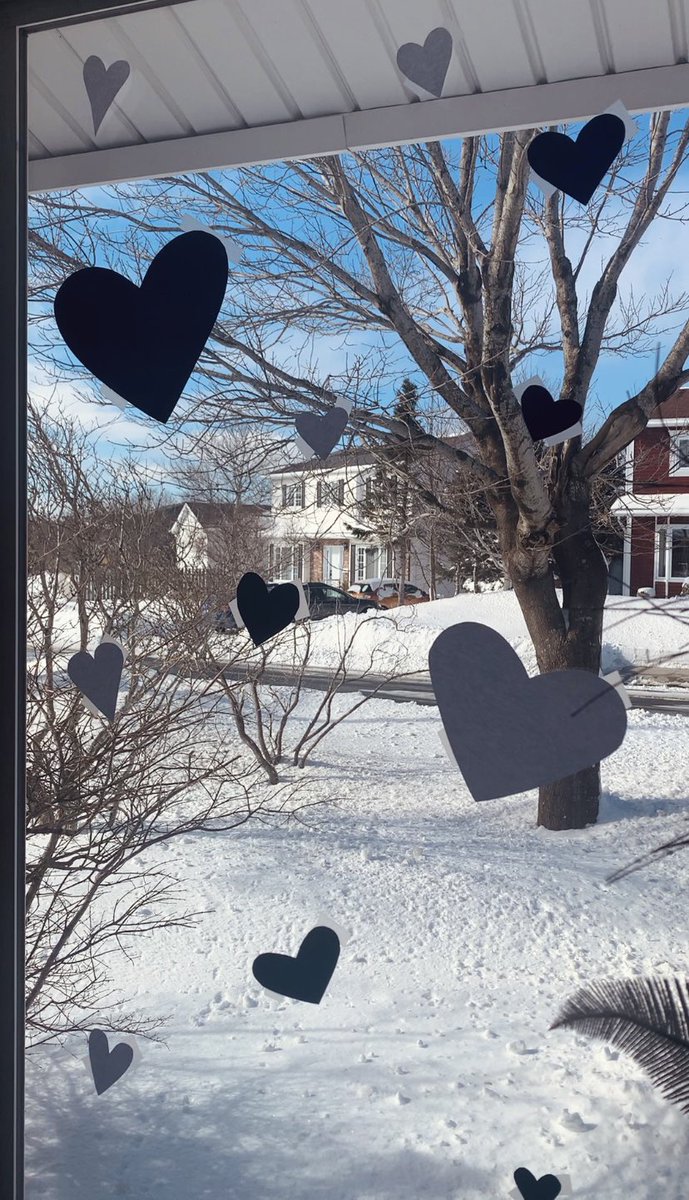abbyhevans's tweet photo. #windowwisdomNL ๐๐ค Happy Valentineโs Day! Stay safe and keep your spirits high everyone! #sharethelove @GonzagaVikings https://t.co/dfukcXcs6q