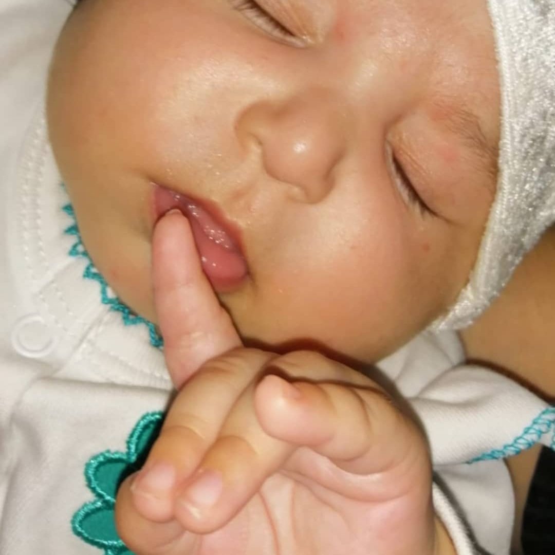 Aşk, bütün engelleri, bütün ideolojileri döver de yıkar da. #meralakşener    #14Subat