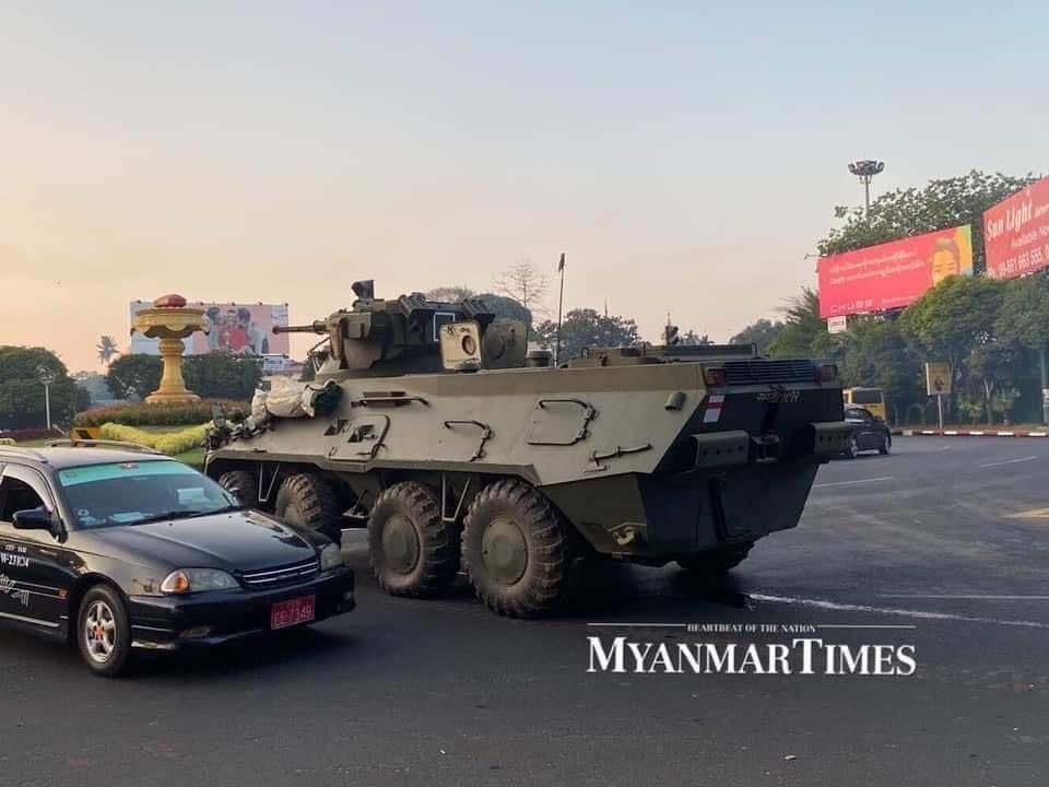 It is unofficially announced that internet and electric will be cut off in Myanmar tonight, to be exact from 1am until 9am (15/2/21). Tanks and police cars with full force are going around Yangon and threatening civilians since 9pm.
#whatshappeninginmyanmar
#save_myanmar