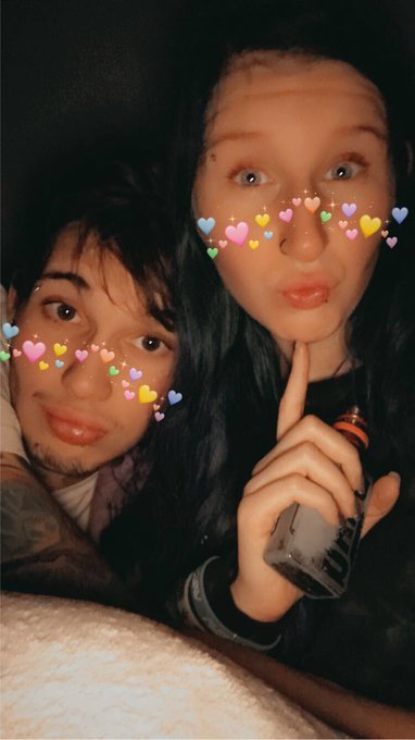 I&rsquo;ve got the best Valentine! 🥰 https://t.co/EgMyDjD2Hu<a href="/tag/selfie"class="tags"><span>#selfie</span></a><a href="/tag/makeup"class="tags"><span>#makeup</span></a><a href="/tag/blonde"class="tags"><span>#blonde</span></a><a href="/tag/tattoos"class="tags"><span>#tattoos</span></a><a href="/tag/ponytail"class="tags"><span>#ponytail</span></a><a href="/tag/piercings"class="tags"><span>#piercings</span></a>