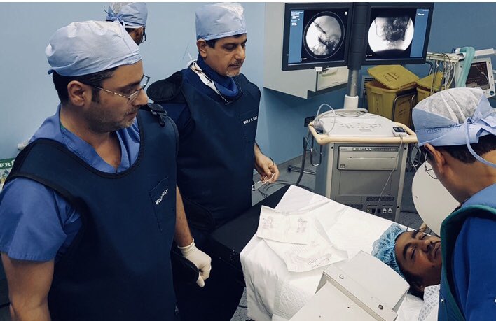 tariqtramboo's tweet image. After performing successful neuro ablation for #Trigeminal Neuralgia in a patient at UAE hospital. Smile of patient was priceless. He was having #TN, the worst possible facial pain that a human can experience (suicidal neuralgia) since last 15yrs. #TN #Facialpain