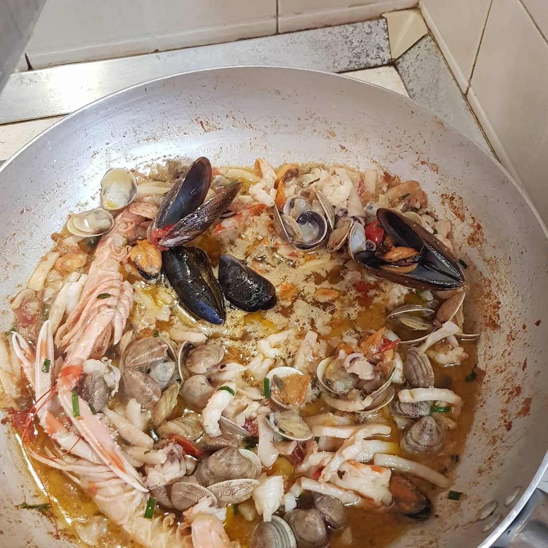 PScauri's tweet image. ...e crepi l'avarizia...❤ 😎🍾🥂🎶🎙🎸😉