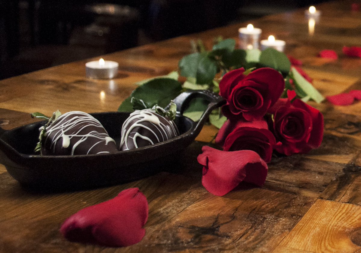 ‼️ We’re open from 5:00 pm - 9:00 pm today. Pre-order our 3-course Valentine’s Day meal now.

🍴» bit.ly/3p3vk0s