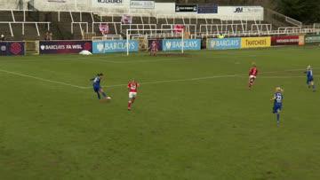 She is on fire 🔥

@frankirby gets her second goal of the game!

#BarclaysFAWSL