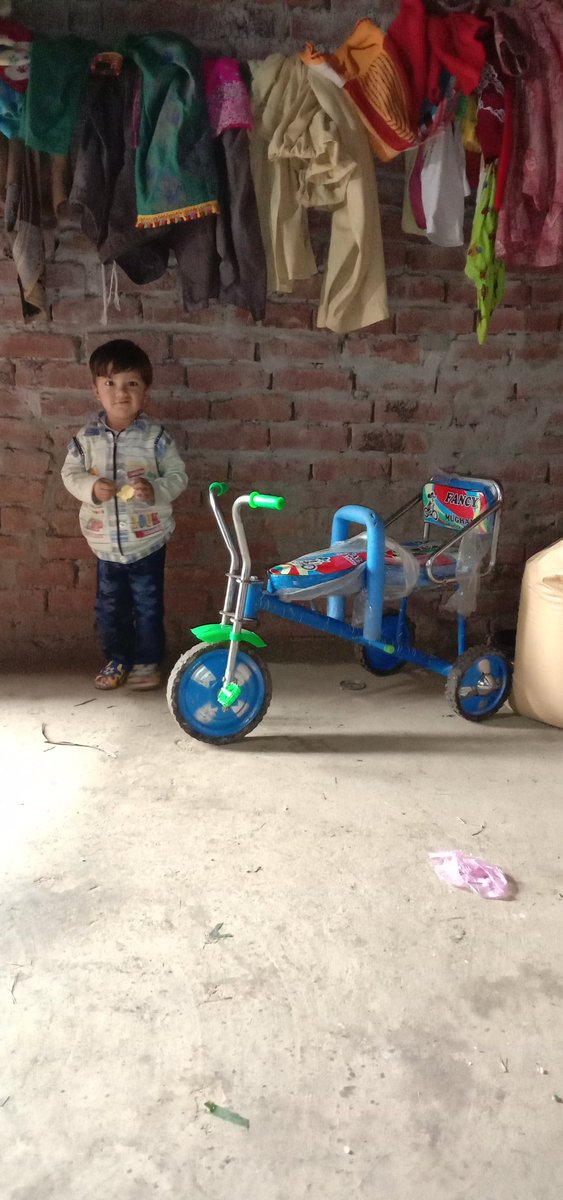 DILAWAR38546186's tweet photo. https://t.co/K0C7mzthkX