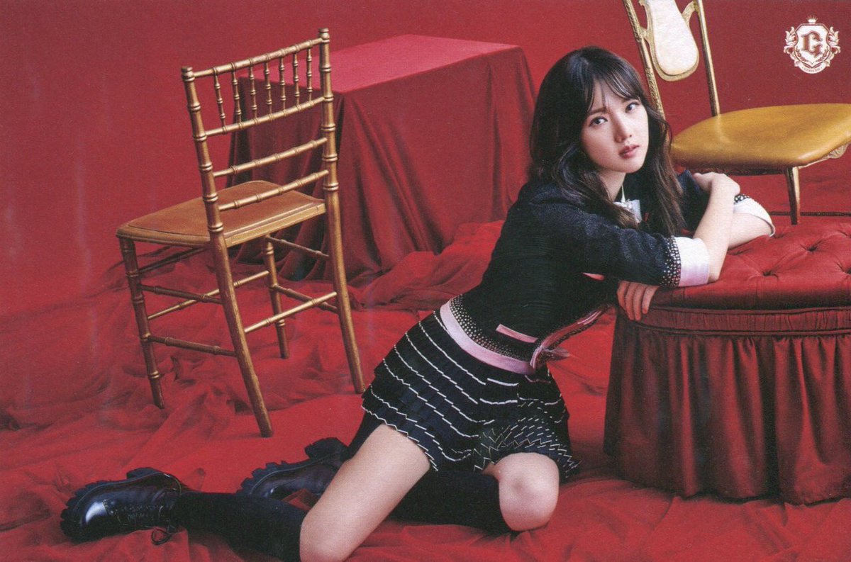 photocardscan's tweet photo. Photocard scan GFRIEND

-1st solo concert “Season of GFriend” 

#GFRIEND #gfriend_6th_anniversary #seasonofgfriend #UMJI #SOWON #YUJU #EUNHA #YERIN #SINB https://t.co/fUENsUxVH8