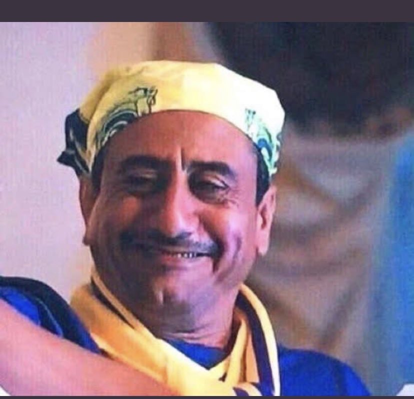 #ضمك_الهلال 

انهزم من المتصدر باربعه ولا انهزم من الاخير بواحد 😂😂😂😂💔