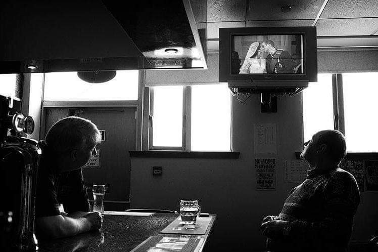 SeventhWavephot's tweet photo. William &amp; Kate seal it with a kiss ... happy Valentine’s Day folks #valentinesday2021 #royalwedding #inthepub #scotland #mono #blackandwhitephotography https://t.co/E2VP1E8TTx