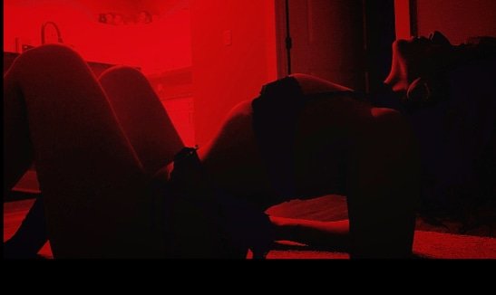 Boop344's tweet image. Happy Valentine's Day!😘💗
Who wants to be my valentine?😘😜Cum join me tonight! Valentine's Day special only $5.99😍💕
#onlyfanzgirl #cute #sexy #GoodVibes #curvybeauties #curvyonlyfans #valentinesday2021 #BBWBadgirl