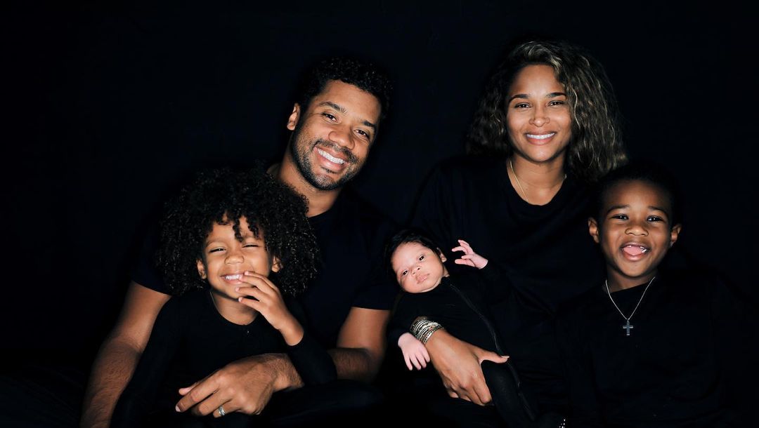 aJOYcollective's tweet photo. Love for family. Itโs one of the most important principles in our community.
Spreading some #BlackFamily love with @Ciara and @DangeRussWilson during this soulful Sunday!
#WeAreJOY #LittleBitsOfJOY #BHM https://t.co/Sy2q0a7VMF