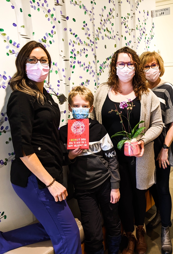 SimplyOrthoEdm's tweet photo. There is nothing like having one of your patients drop off a Valentine's Day card.
.
.
.
.
#smilesimply #yeglocal #yegbeauty #yeglife #yegstyle #yegorthodontist #yeglocalbusiness #edmontonfamily #edmontonhealth #edmontonbraces #invisalign #edmontoninvisalign #edmontonvalentines https://t.co/Xe8AxlFWqZ