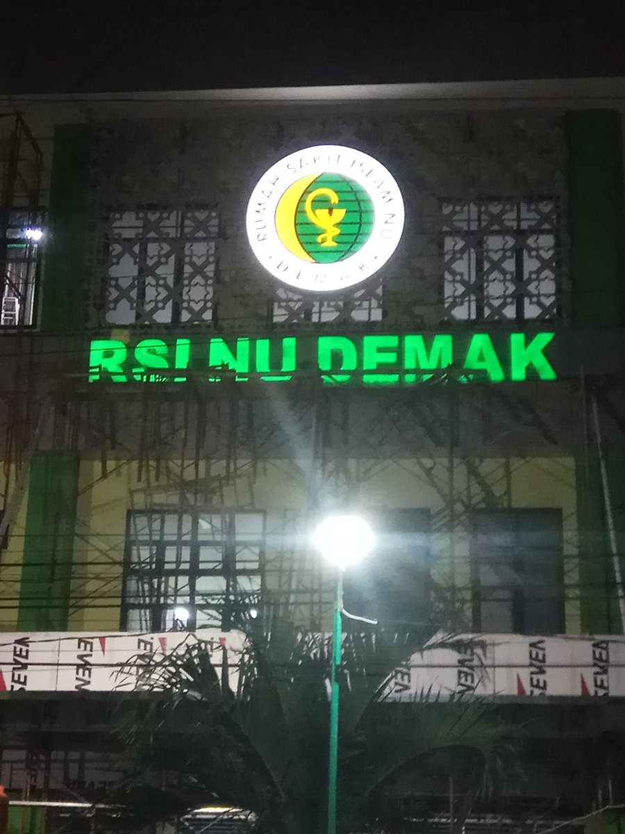 RezVector7's tweet photo. Reklame Demak

#Reklame Demak https://t.co/QYGB7vyHI6
