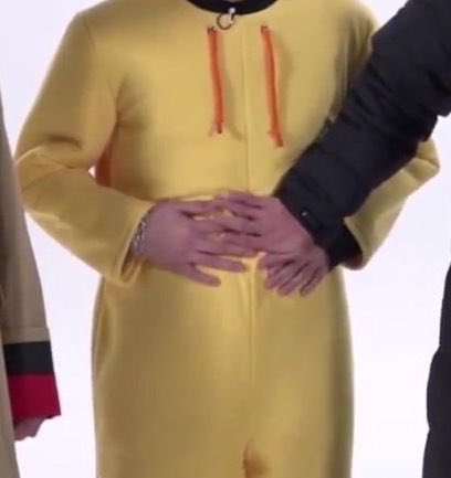 Everyone loves yoongi’s tummy