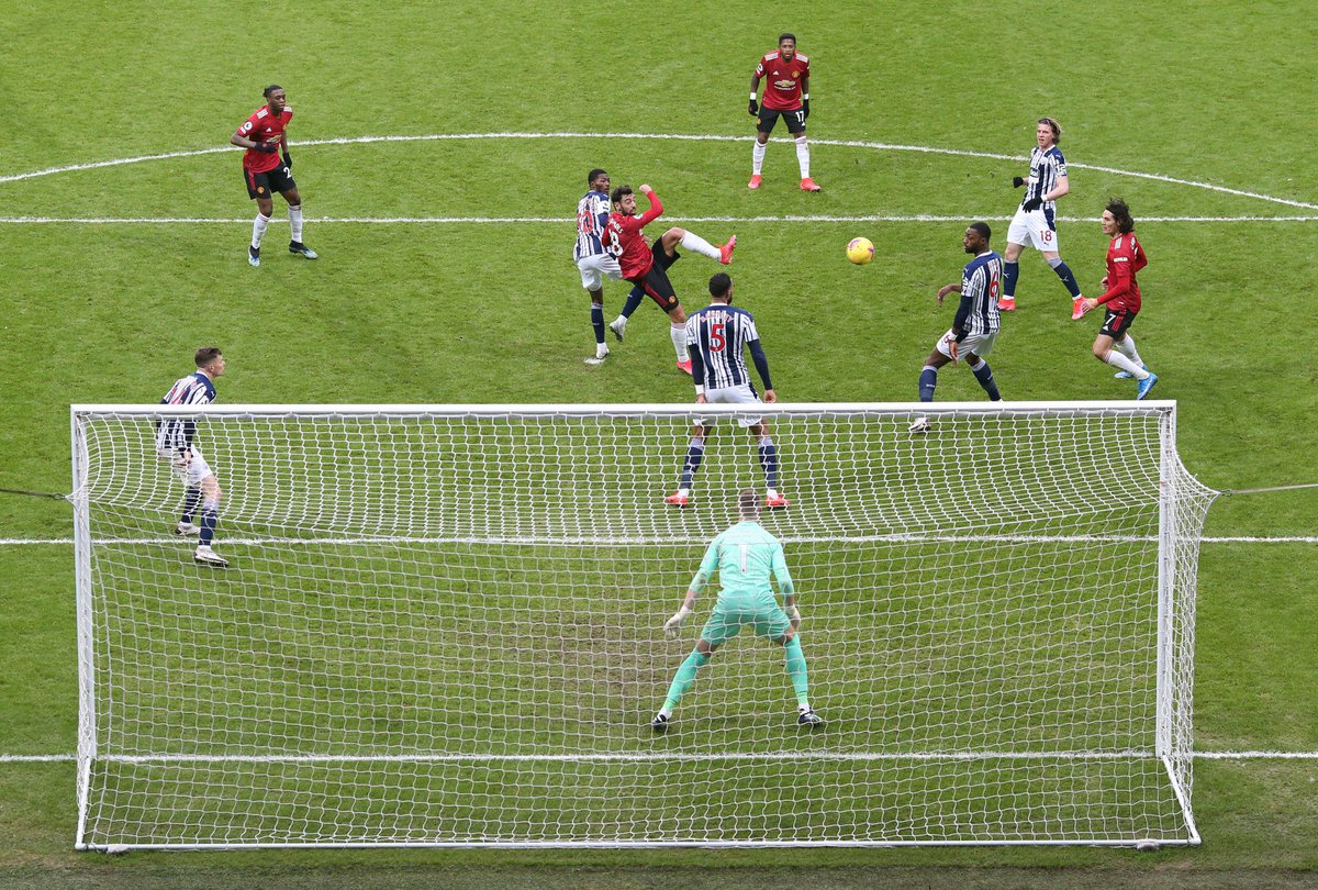 B_Fernandes8's tweet photo. Not the result we wanted, but we’ll keep on working and we’ll never give up!  #mufc https://t.co/MlgFpveDz1