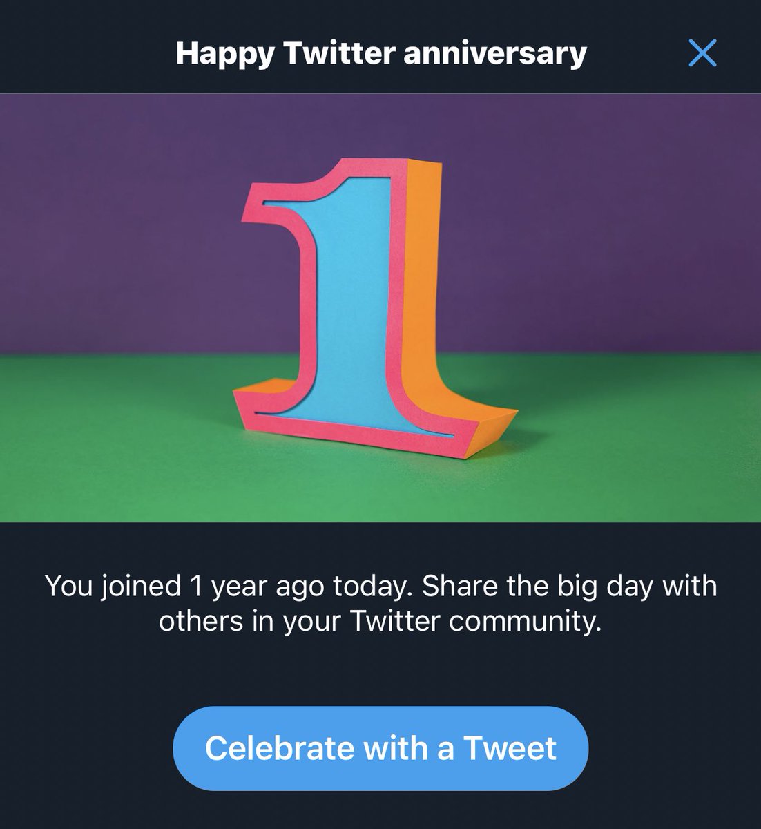 sdicebox's tweet image. ice box twitter is also one year old! even more reason to celebrate today 🌝