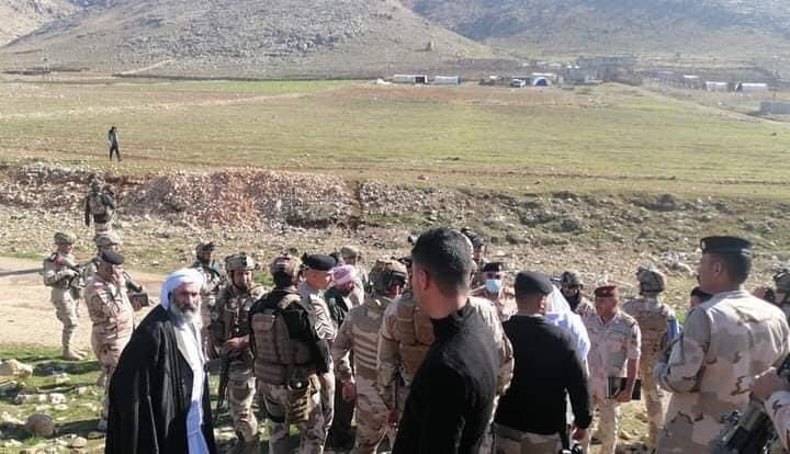 Sinjar Mountain is not another Qandil and will never be & this whole propaganda machine portraying a different picture with aim to facilitate Turkish incursion is just plain wrong. First, Iraqi forces are all over the mountain. A general in Iraqi army is the commander. /1