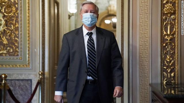 Republican Sen. Lindsey Graham says he spoke to Trump after his acquittal in his impeachment trial and the former President is "mad at some folks" and "excited" about the 2022 midterms
cnn.it/3ahNAif