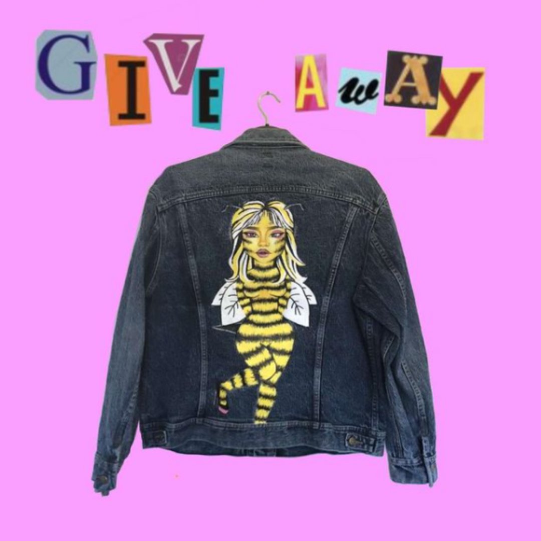⏩ You've only got 2 hours left to enter this competition on HUNYBEES' Instagram to win this gorgeous denim jacket! Go enter on our behalf  because we're sad we can't win it ourselves! instagram.com/hunybeesmusic ⏩