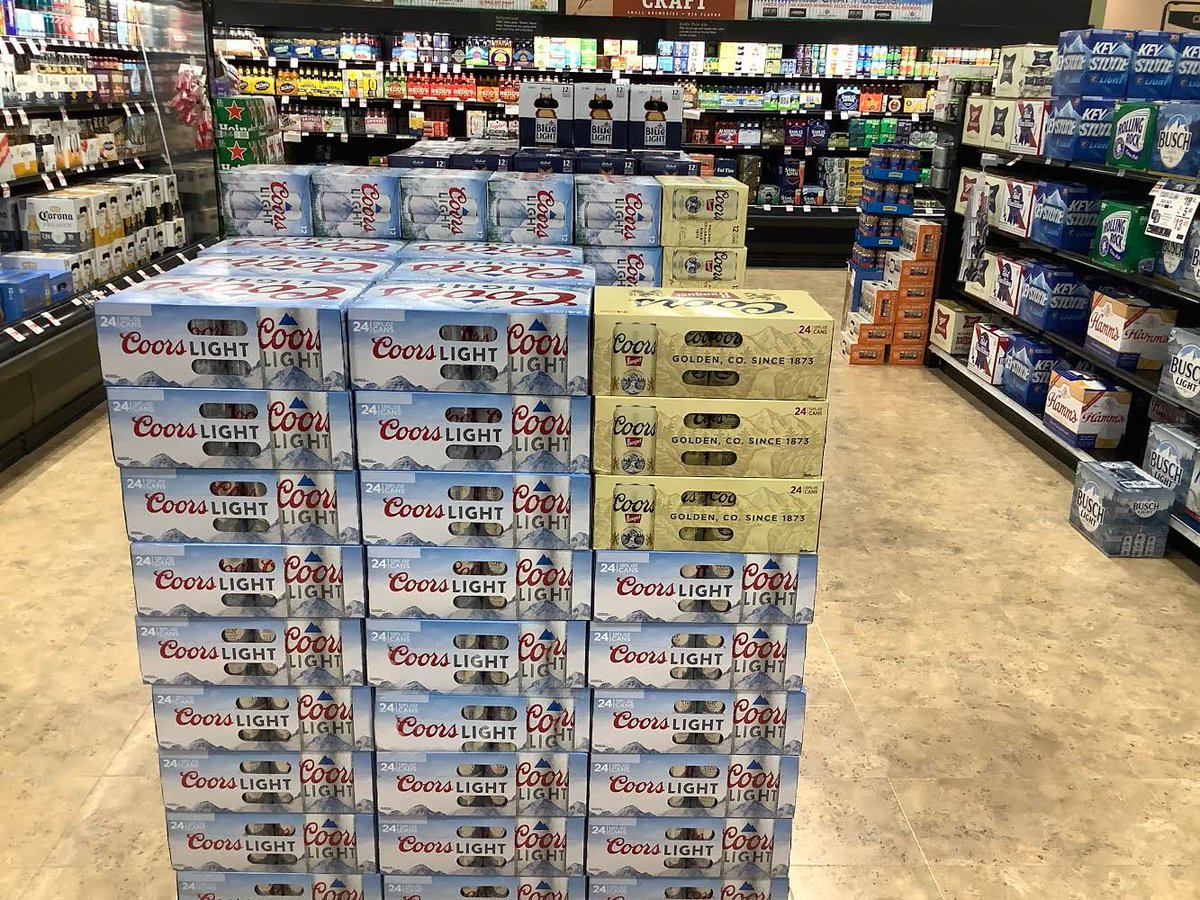 superior_bevgrp's tweet photo. Our @CoorsLight display game is strong with our sales team!
#Chill #SBGFamily #Coors #Beer https://t.co/ntAjUNn64n