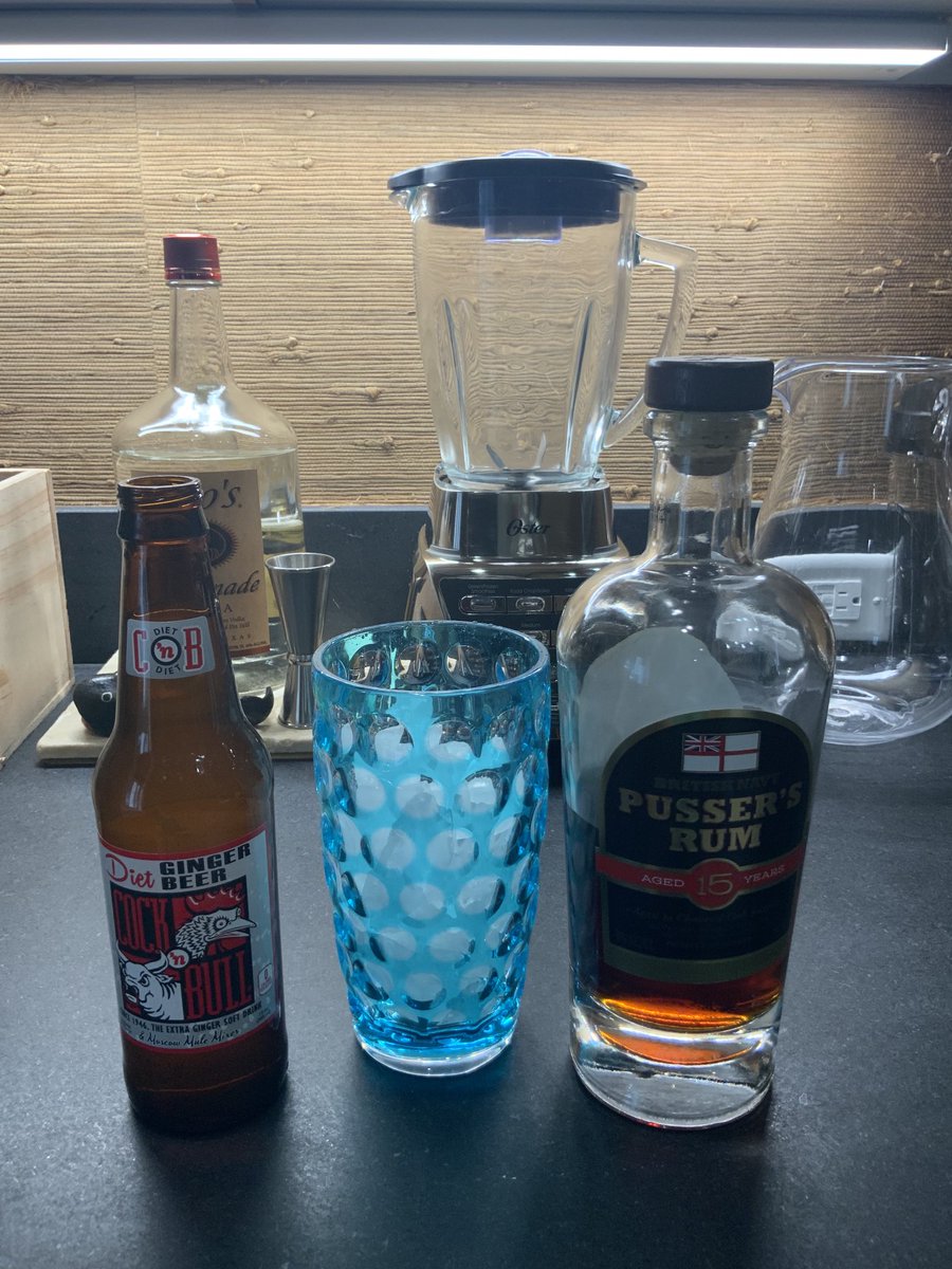 AlbertMBerriz's tweet photo. "SPLICE THE MAIN BRACE!" - I will take it and the double issue of rum that goes with it Captain! Cheers! @Pussers #Rum #RumHistory https://t.co/u9Bjs0oqMg