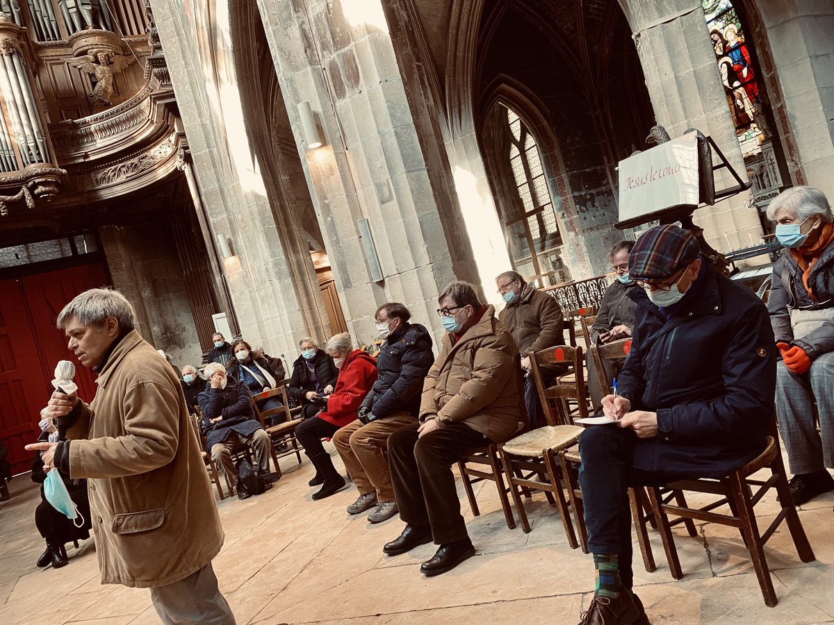 CHABERT_Gael's tweet photo. Réunion « Voix au chapitre » #CPHB Saint~Merry DISONS NOTRE ATTACHEMENT AU CENTRE PASTORAL SAINT~MERRY À PARIS. NOUS DEMANDONS QU’IL PUISSE POURSUIVRE SA MISSION ET QU’UN DIALOGUE S’INSTAURE IMMÉDIATEMENT POUR QU’UN TEL VISAGE D’ÉGLISE PUISSE DEMEURER. https://t.co/bMgRodN4iX