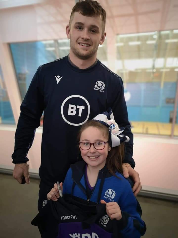 When memories pop up from last year when the world was still normal!! <a href="/Scotlandteam/">Scottish Rugby</a> can't wait to be back at @BTMurrayfield cheering on the scotland team!! 🏴󠁧󠁢󠁳󠁣󠁴󠁿 #AsOne #starstruck