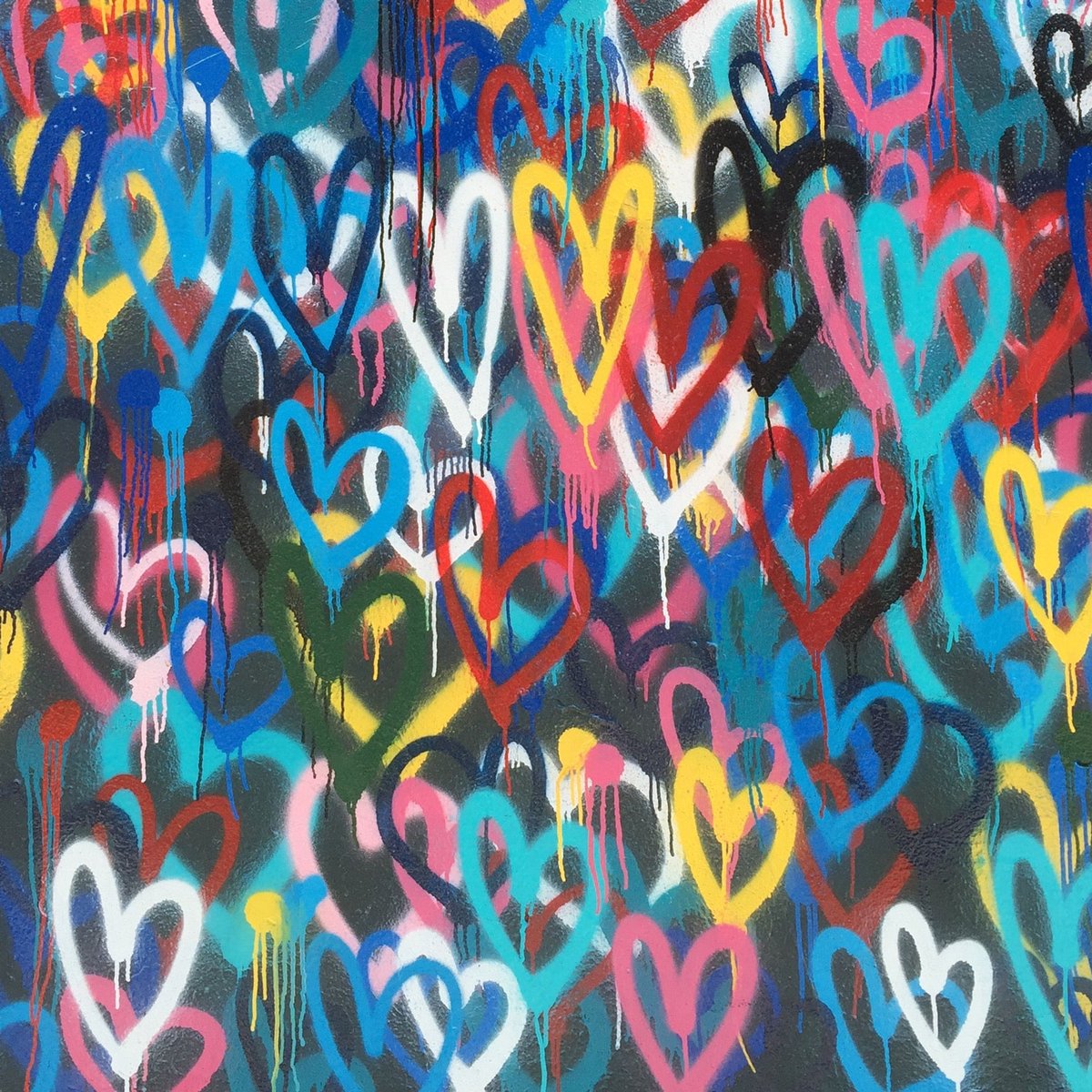 Valentines, Galentines, Palentines...however you're celebrating, we hope you're feeling the love today.

#valentine
#galentine
#palentine
#valentinesday
#happyvalentines