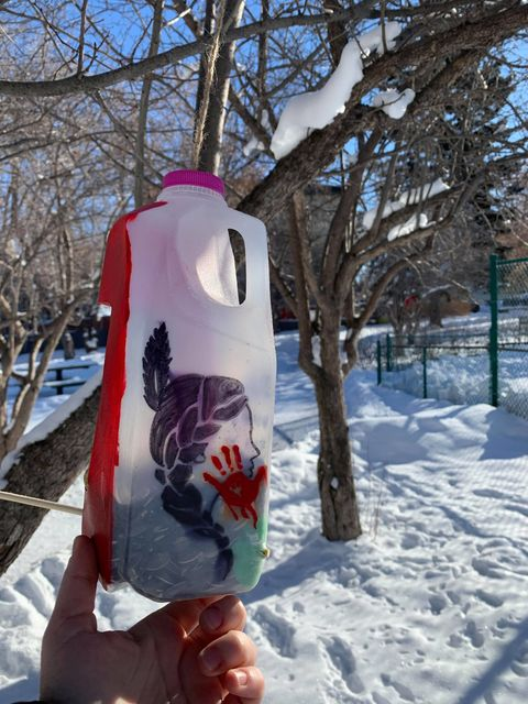 cmcalgary's tweet photo. As seen in Bankview today. An advocacy installation for #MMIW - missing and murdered indigenous women.

https://t.co/2pw0qsi9aG

#nomorestolensisters #neverstoplooking #weseeyou
Photos sent by anonymous. #yyc #yyccc https://t.co/xkqiLwIhvu