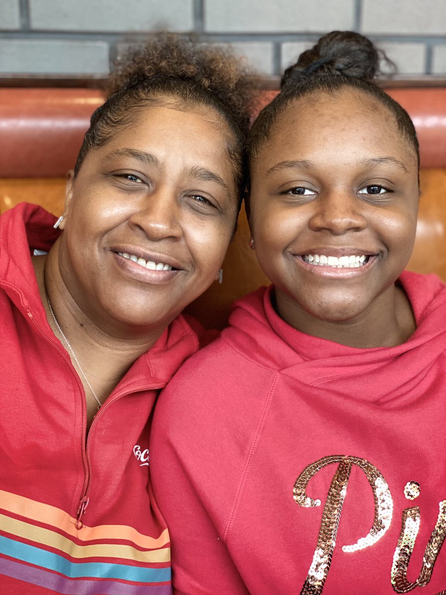 clintwrightsr's tweet photo. On behalf of my boys @livinglegacy01 & @coachDdub_ to the ladies in our lives. It’s kinda hard to mess this up. We have been practicing this love for the last 364 days. The Queen and Princess of #WRGHT5 Happy Valentines Day ♥️ #HappyValentinesDay2021 https://t.co/RVcYMgS74T