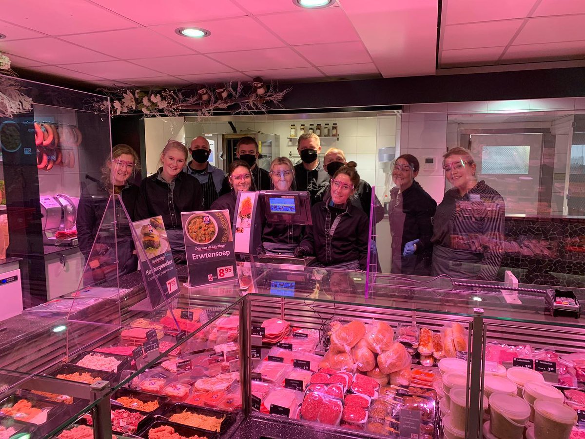 vvkatwijk's tweet image. BINGO | Koop nu kaarten voor de online bingo en steun lokale ondernemers en je club! 

Aanstaande vrijdag zijn er tijdens de 5e ronde waardebonnen te winnen van Keurslager Vooijs, Beachclub Zomers en Huis ter Duin!

Koop via deze link je kaarten: vvkatwijk.nl/index.php?page…