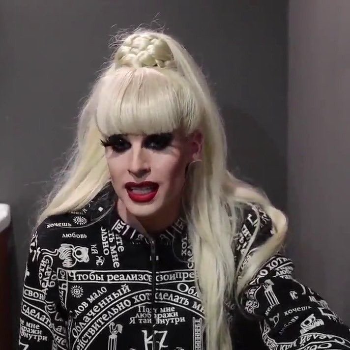 more hangin backstage <3