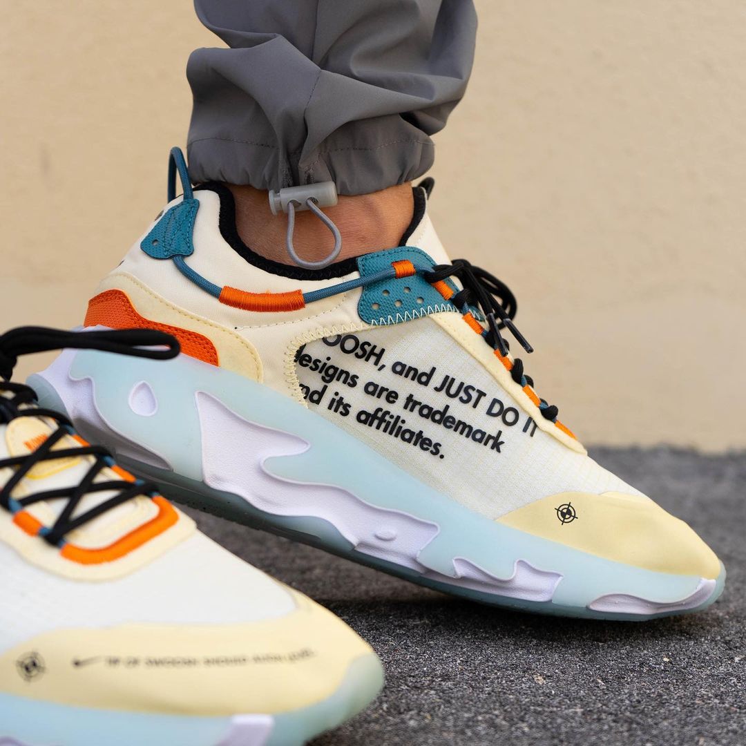 react live off white