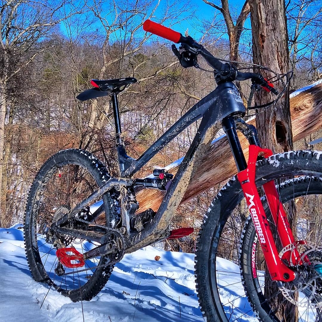 This tasteful use of red is feeling very on point today.⁠
⁠
📷 <a href="/ewatt1/">ethan watt</a> ⁠
⁠
#RideGG #GGValentine