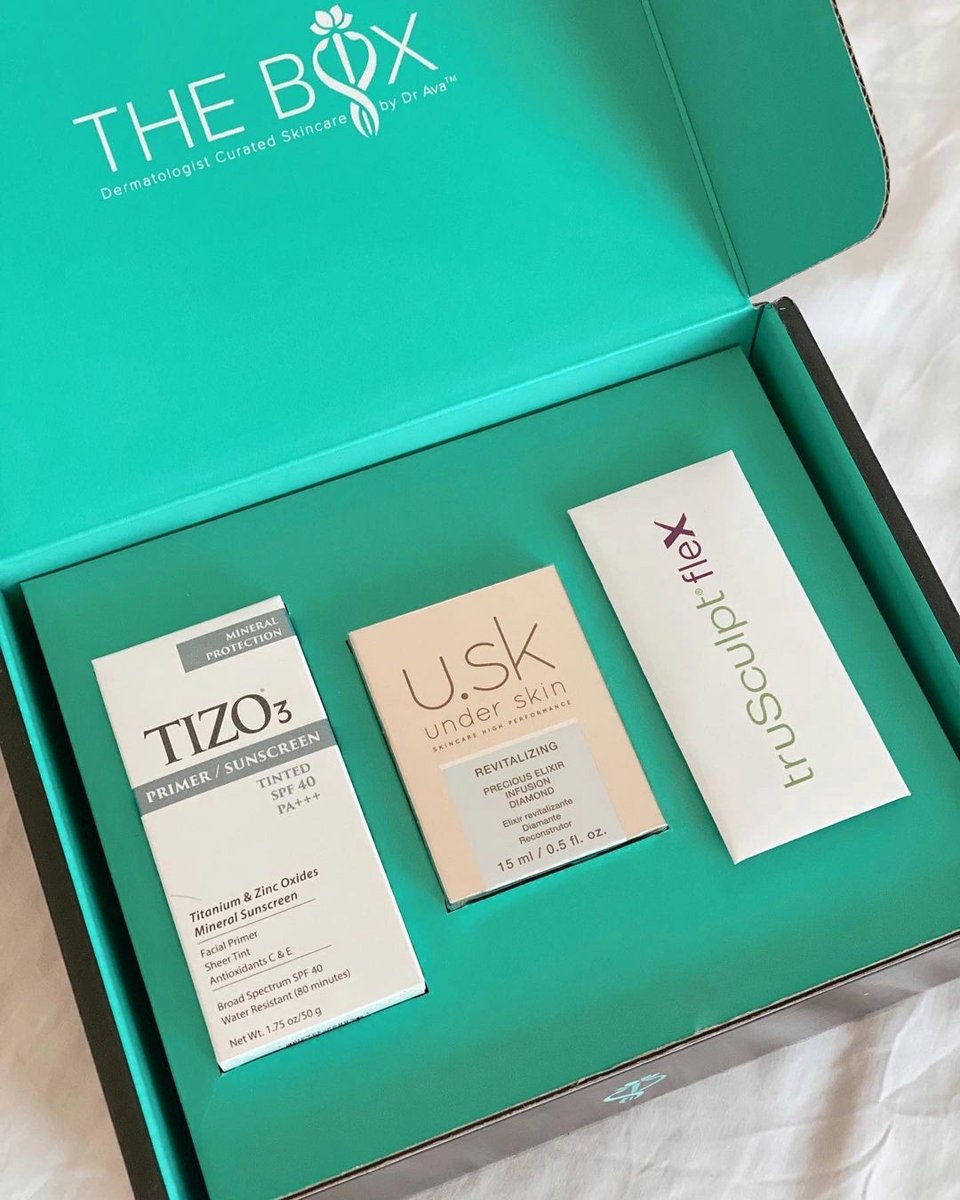 In life, our relationships are crucial to our happiness. 
⁠⁠
Strengthen your relationship with your skin and subscribe to The Box by Dr. Ava - give it the best science has to offer! 💖⁠
⁠
📷: popofcoral on IG