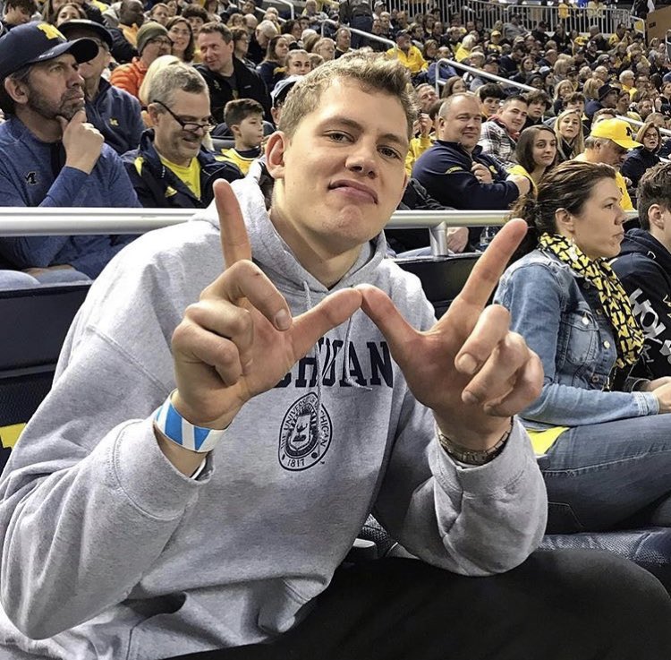 MaizeRageUM's tweet image. 14-1 and 9-1 in the B1G! W!