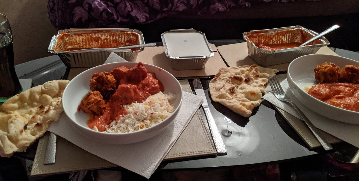 thorneycrafts's tweet photo. Casual Indian takeaway for #ValentinesDay, ordered it on FB messenger, I don't think I'll ever get used to the world we live in now 😅 #lockdown #valentinesday2021 https://t.co/KwqG6gfUz8