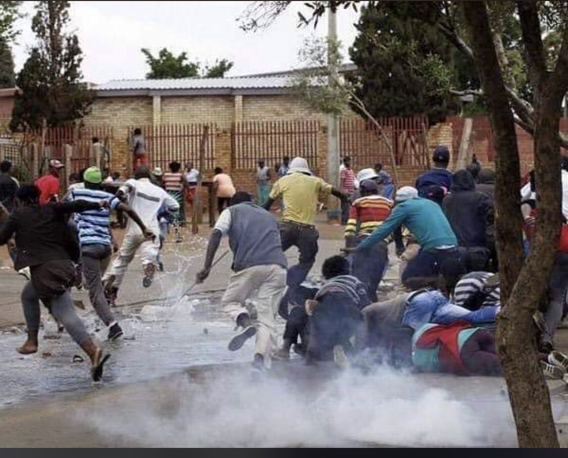 Collinslelgoh's tweet photo. How the boys dispersed after #MenConference2021 compulsory HIV test #kibor https://t.co/0fk4QWmDtU