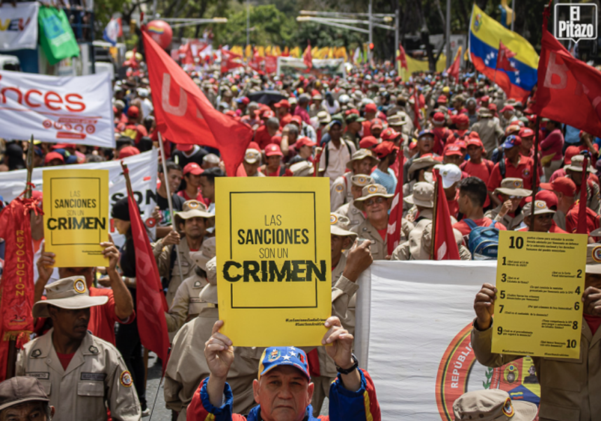 #NotiMippCI 📰🗞| Relatora de la ONU Alena Douhan insta al levantamiento de medidas coercitivas unilaterales contra Venezuela. Lea más ⏩ bit.ly/3dpH2jV #PrevenirEsVencer