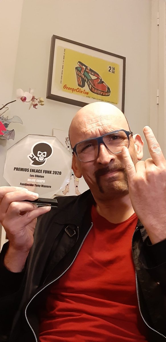 Hermanos y hermanas... Hemos recibido el premio a mejor grupo del 2020 de #LosClinton de <a href="/ENLACEFUNK/">Enlace Funk</a> !!!! Muy felices y agradecidos, y un deseo: que todas regresemos a los escenarios cuanto antes y volvamos a funkear y a hacer escena!!!