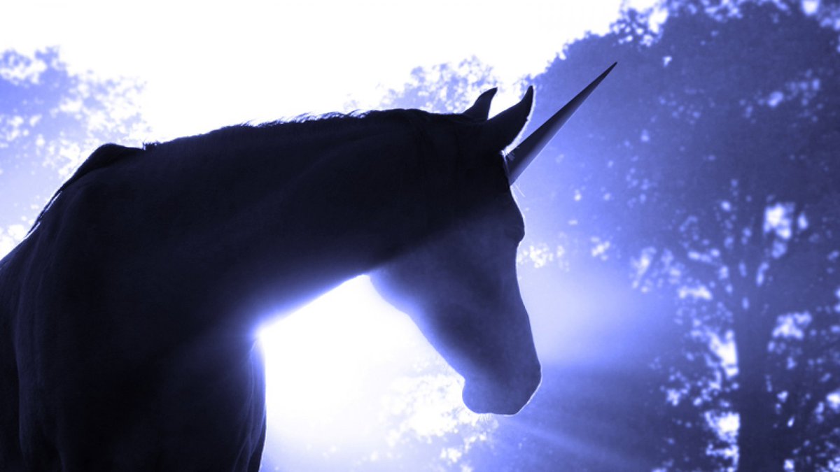 Valuations, Valuations, Valuations. How to get comfortable with high valuations for high growth exceptional companies. A data driven thread with some examples: $CRWD  $MELI  $SE  $OKTA