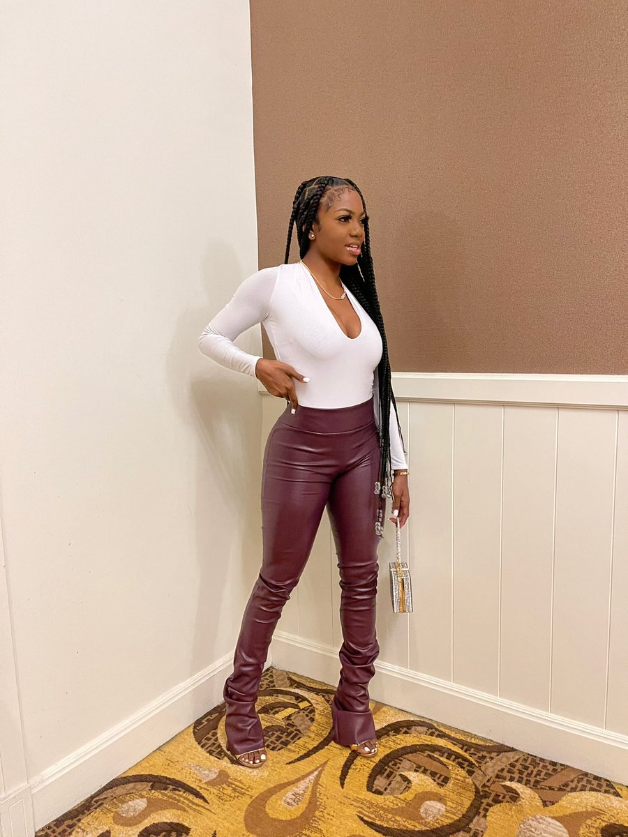 ThassNyahh's tweet image. 1 of 1.