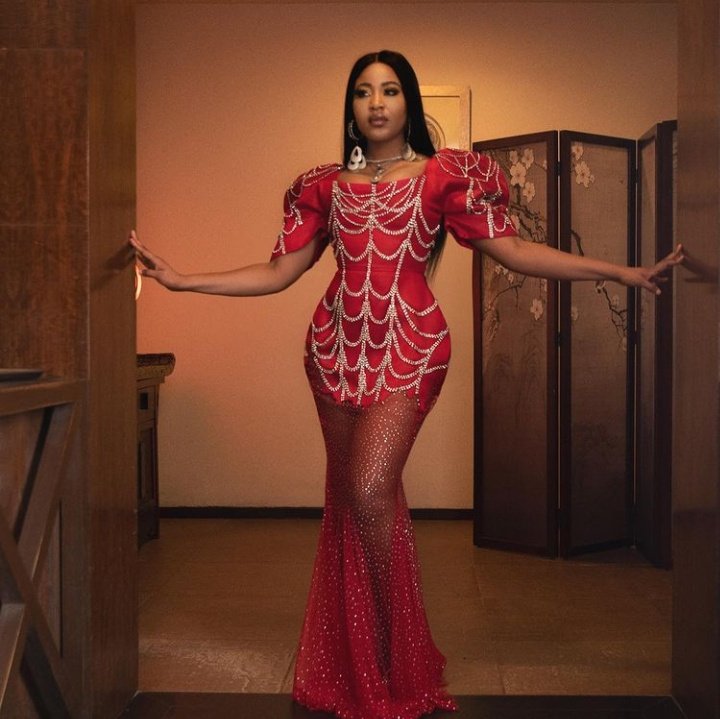 Something about the strong  @EricaNlewedim that lots of people don't have is that balance of innocence and feistiness. You would think her an ingenue one minute but then she shocks you with her talents and abilities. She has a contagious smile and is in an elite league of her own.