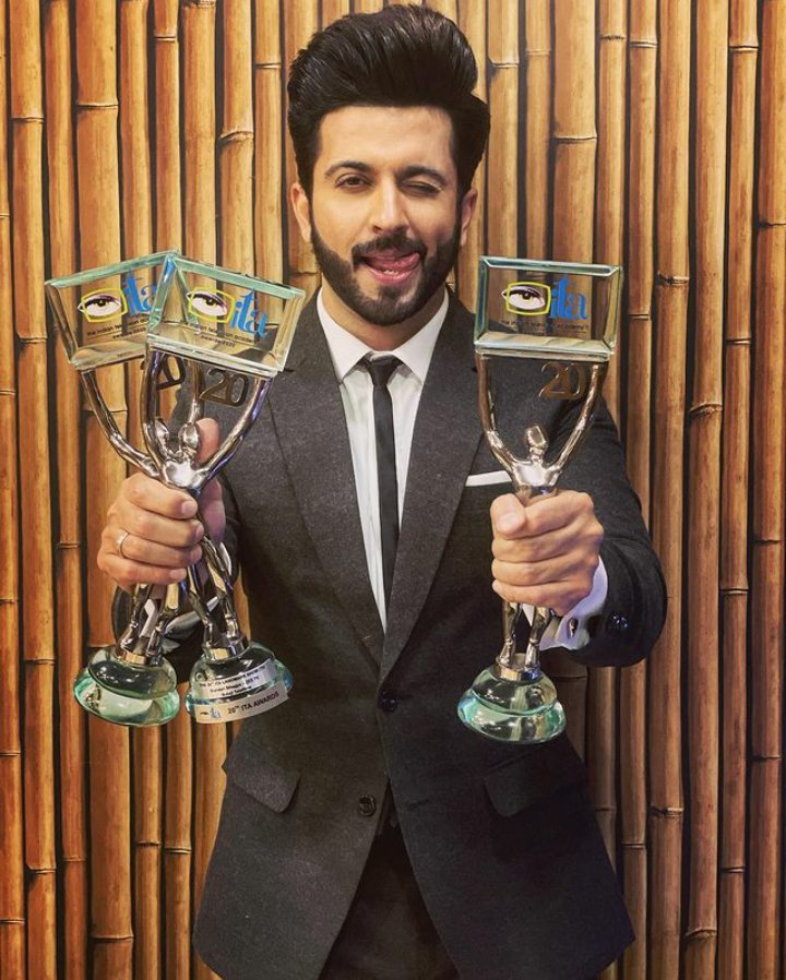 _dheeshra_'s tweet photo. Congratulations to #DheerajDhoopar & #ShraddhaArya 😍😍 #DheeShra
#BestPopularActor 'LandMark Show' #DheeShraForever ♥♥
@DheerajDhoopar @AryaSmilesa https://t.co/9IhsDJkhrf